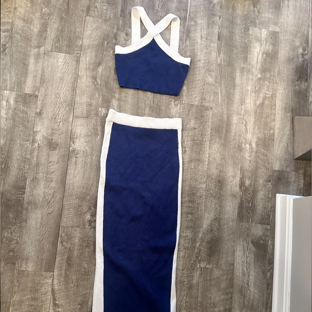 Navy/white, size:medium,2 piece set, crop top and maxi skirt